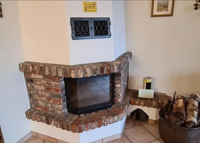 Eifel Kaminhaus Vila *